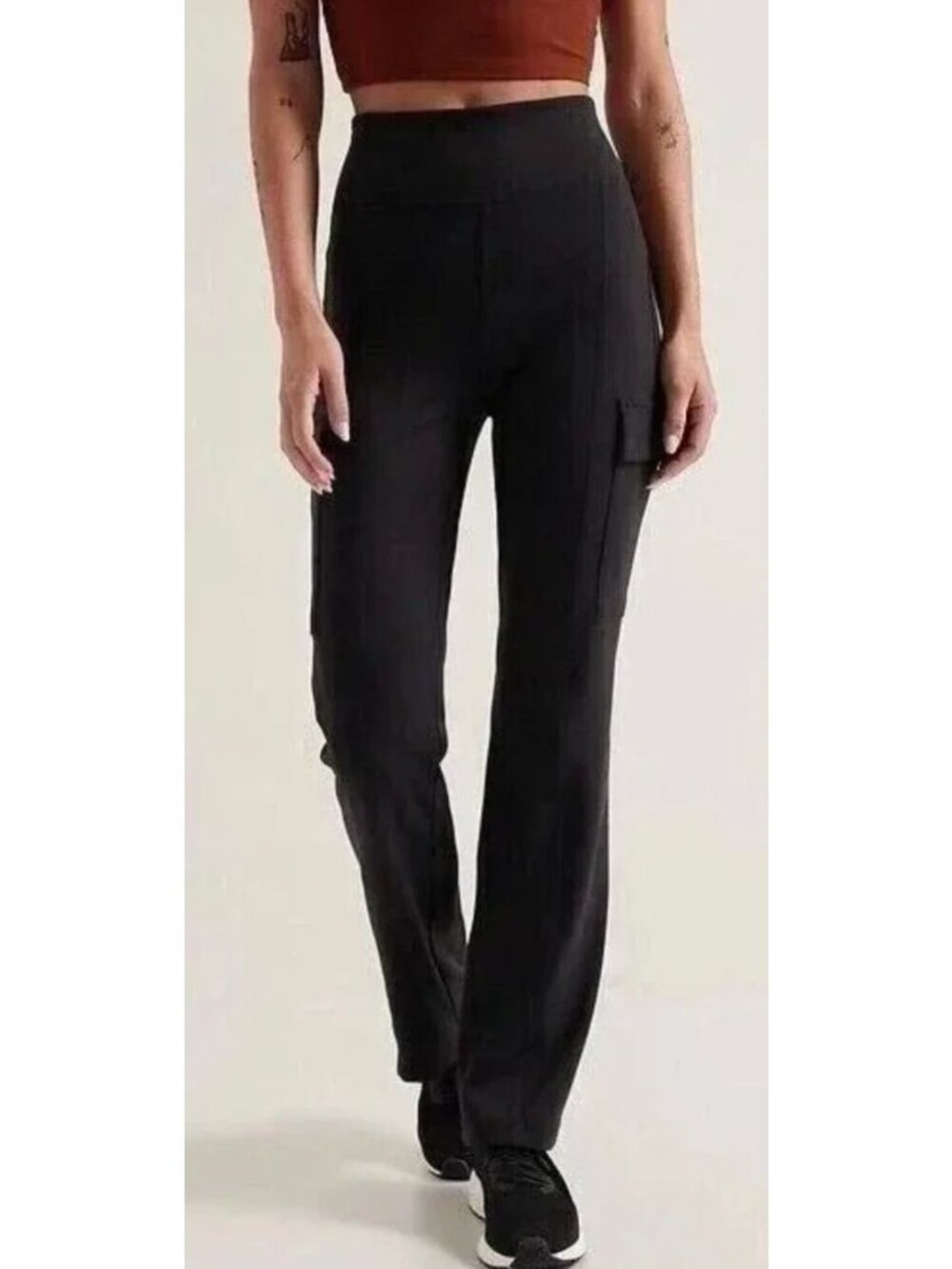 NWT Athleta Delancey Straight Cargo Pants Black-sz Medium